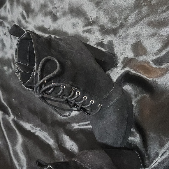 Booties - Picture 9 of 16